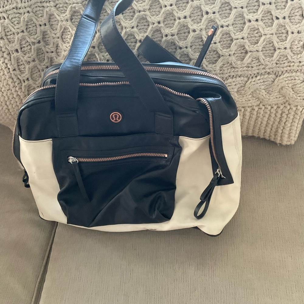 Lululemon sweat it and forget it bag